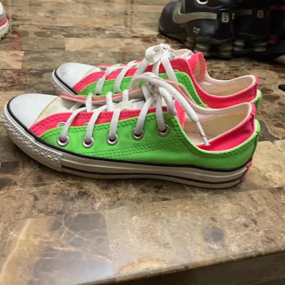 Neon converse - Picture 4 of 6
